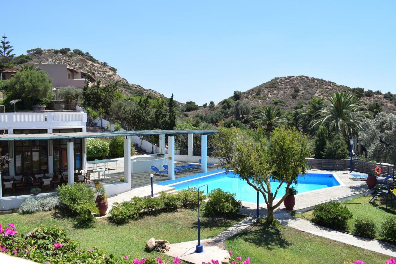 Porto Galini Hotel 2*